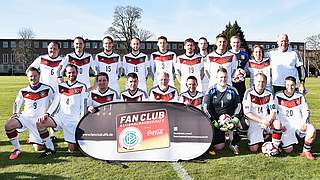 Fan-Match in Stuttgart: vorm WM-Qualifikationsspiel Deutschland gegen Norwegen © 2016 Getty Images