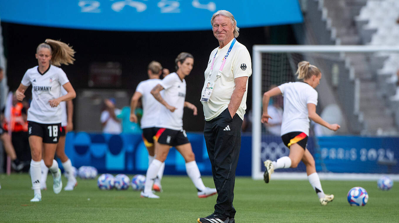 Horst Hrubesch: "Am Ende haben wir hochverdient gewonnen" © imago