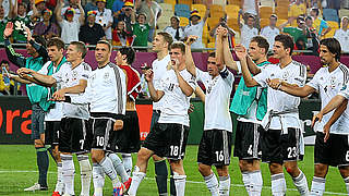 Dank an die Fans für 2012: das DFB-Team © Bongarts/GettyImages